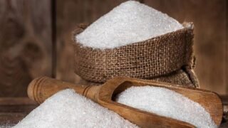 எகிறும் சர்க்கரை விலை: எத்தனால்-பெட்ரோல் தான் காரணமா? சர்ச்சையின் பின்னணி என்ன?