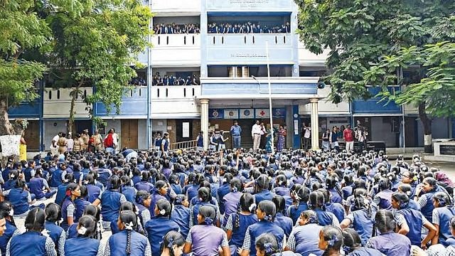 தமிழகத்துக்கான ரூ.5,109 கோடி கல்வி நிதியை வழங்காத மத்திய அரசு: பிஎம் ஸ்ரீ பள்ளி விவகாரம் என்ன?