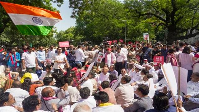 tn_delhi protest